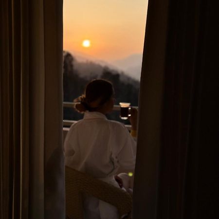 Nazaara -Thhpsociety - Mukteshwar - Witness The View From Your Bed מראה חיצוני תמונה
