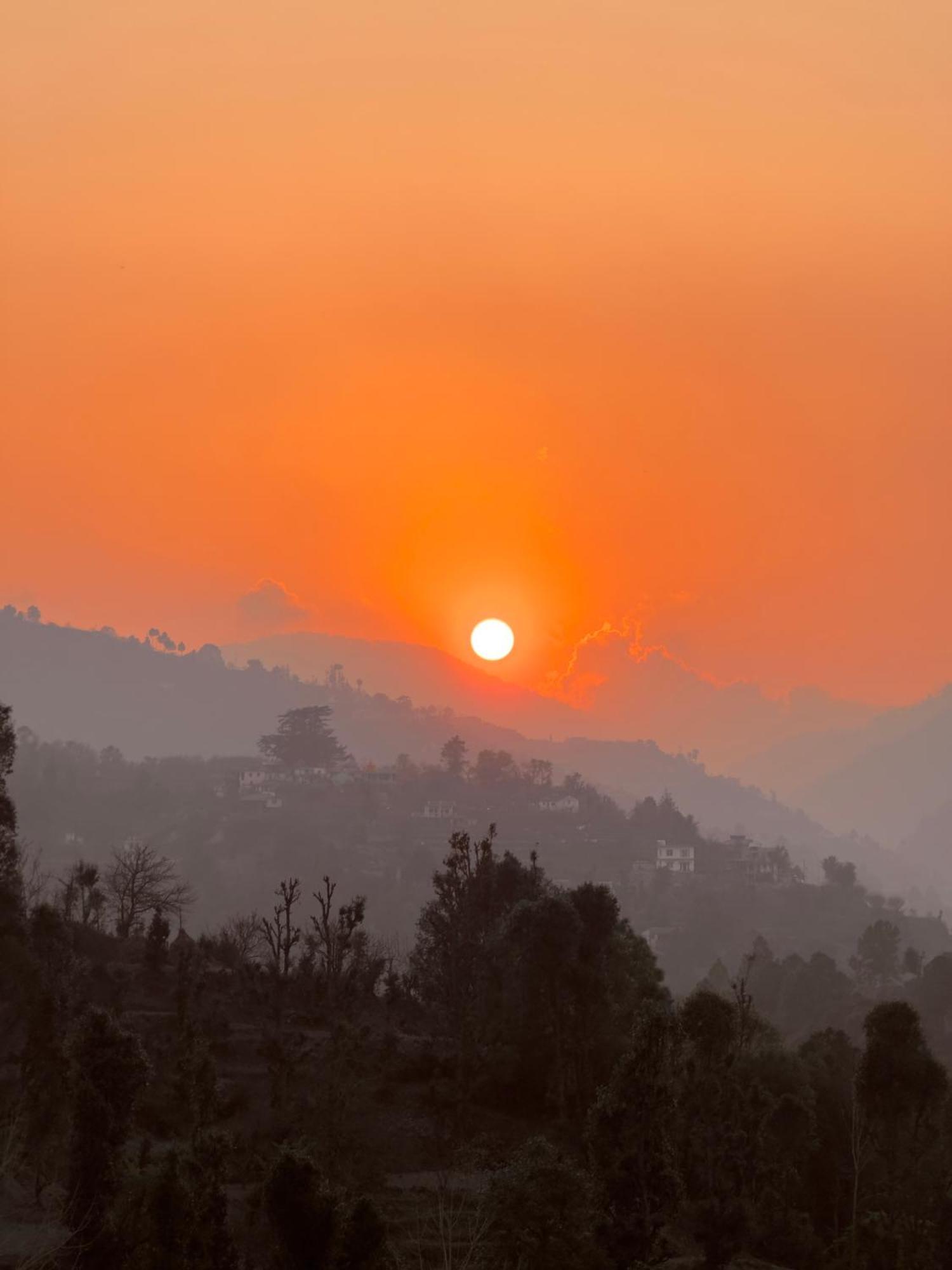 Nazaara -Thhpsociety - Mukteshwar - Witness The View From Your Bed מראה חיצוני תמונה